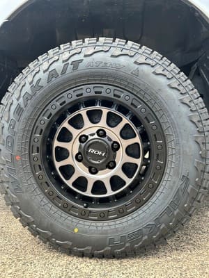  Close-up of ROH alloy wheel paired with Falken Wildpeak AT3W tyre.