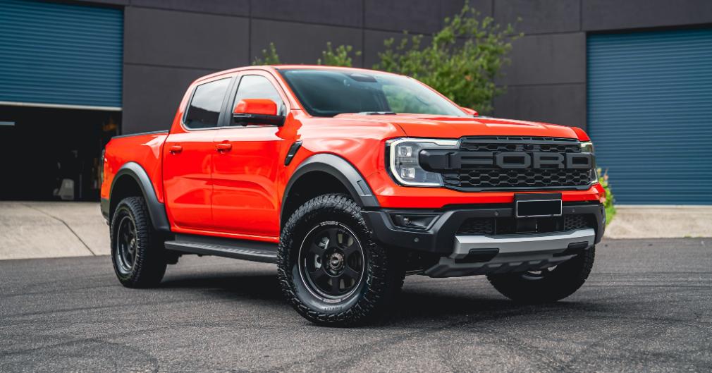  Ford Ranger Raptor fitted with Volk Racing TE37xt 17x8 et20 and Pirelli Scorpion AT+