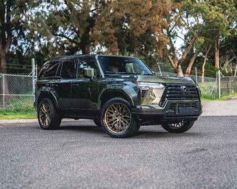  Lexus GX550 Sports Luxury Nori Green fitted 22 inch Vossen HFX-6 in Terra Bronze