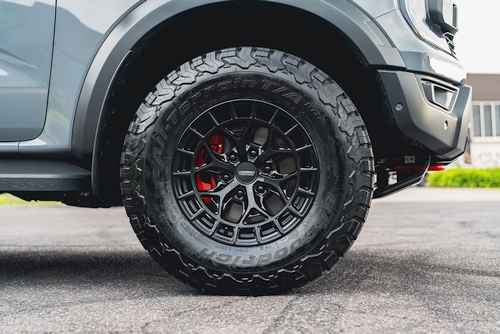  Ford Ranger Raptor fitted with 17” Vossen HFX-1 Satin Black wheels and BFG K02 factory tyres