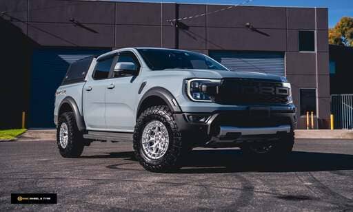  Ford Ranger Raptor fitted with 17-inch Vossen HFX-1 machined face wheels and Toyo Open Country MT tyres.
